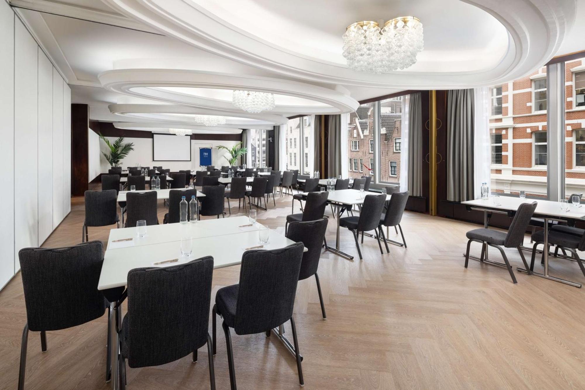 Nh Amsterdam Caransa Hotel Exterior photo