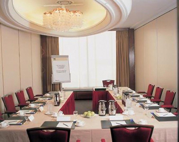 Nh Amsterdam Caransa Hotel Facilities photo