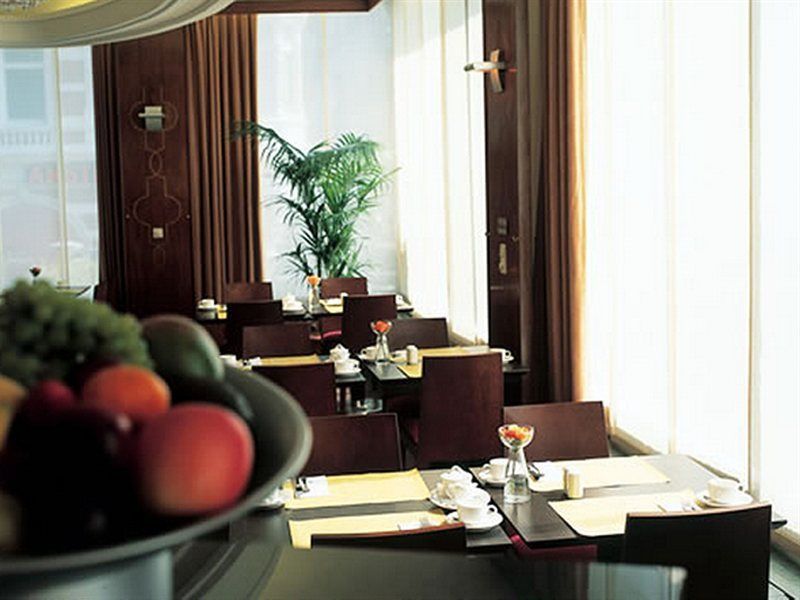 Nh Amsterdam Caransa Hotel Exterior photo