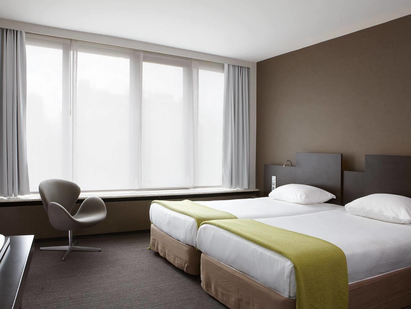 Nh Amsterdam Caransa Hotel Exterior photo